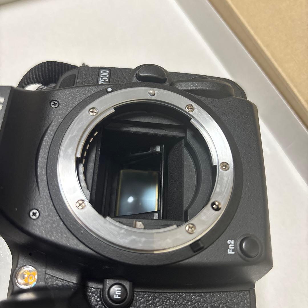 Nikon D7500 18-140 レンズキット