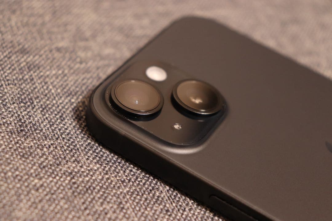 【値下げ】iPhone15 256GB SIMフリー　ケース、フィルム付き