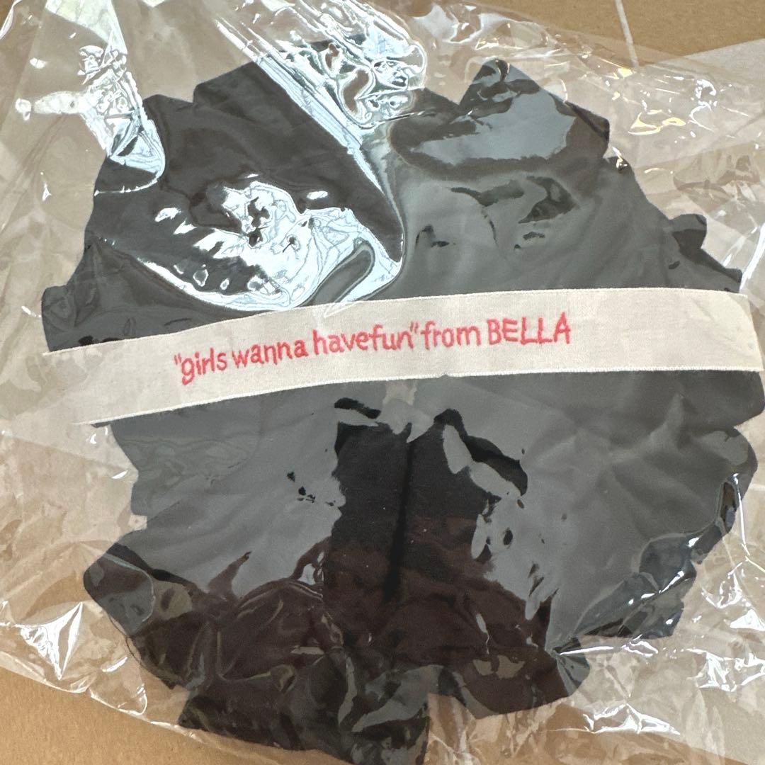 BELLA ベラ シュシュ BIG ヘアゴム ヘアアクセサリー ブラック 新品
