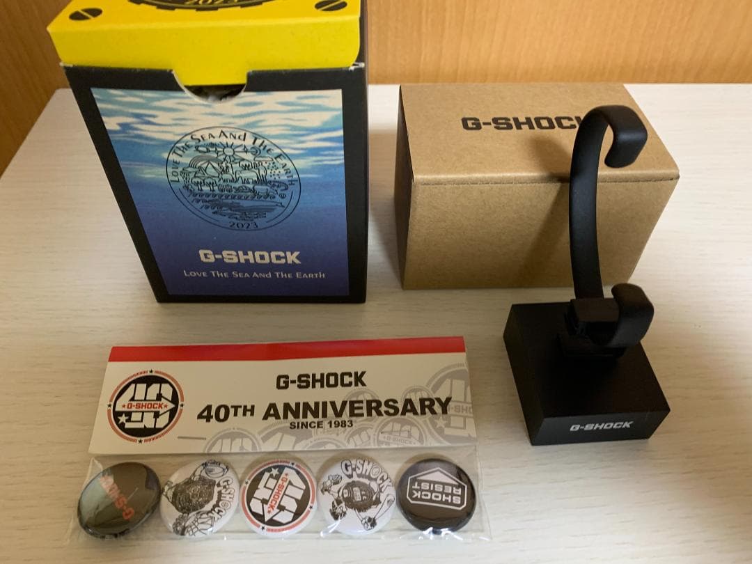 イルクジ 2023 GMD-W5600K-9JR　Gショックスタンド付き