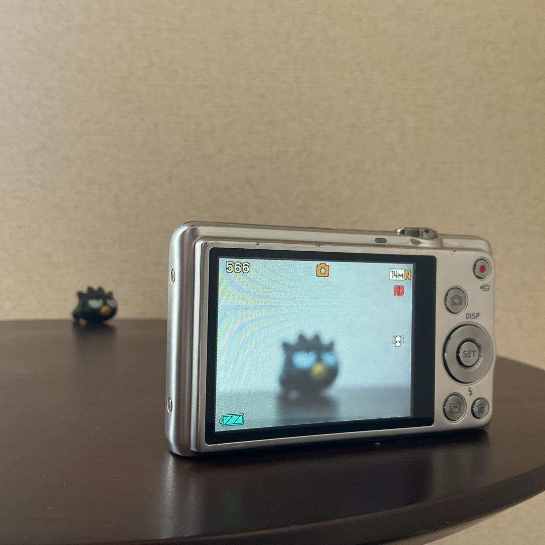 デジタルカメラ CASIO EXILIM EX-ZS10