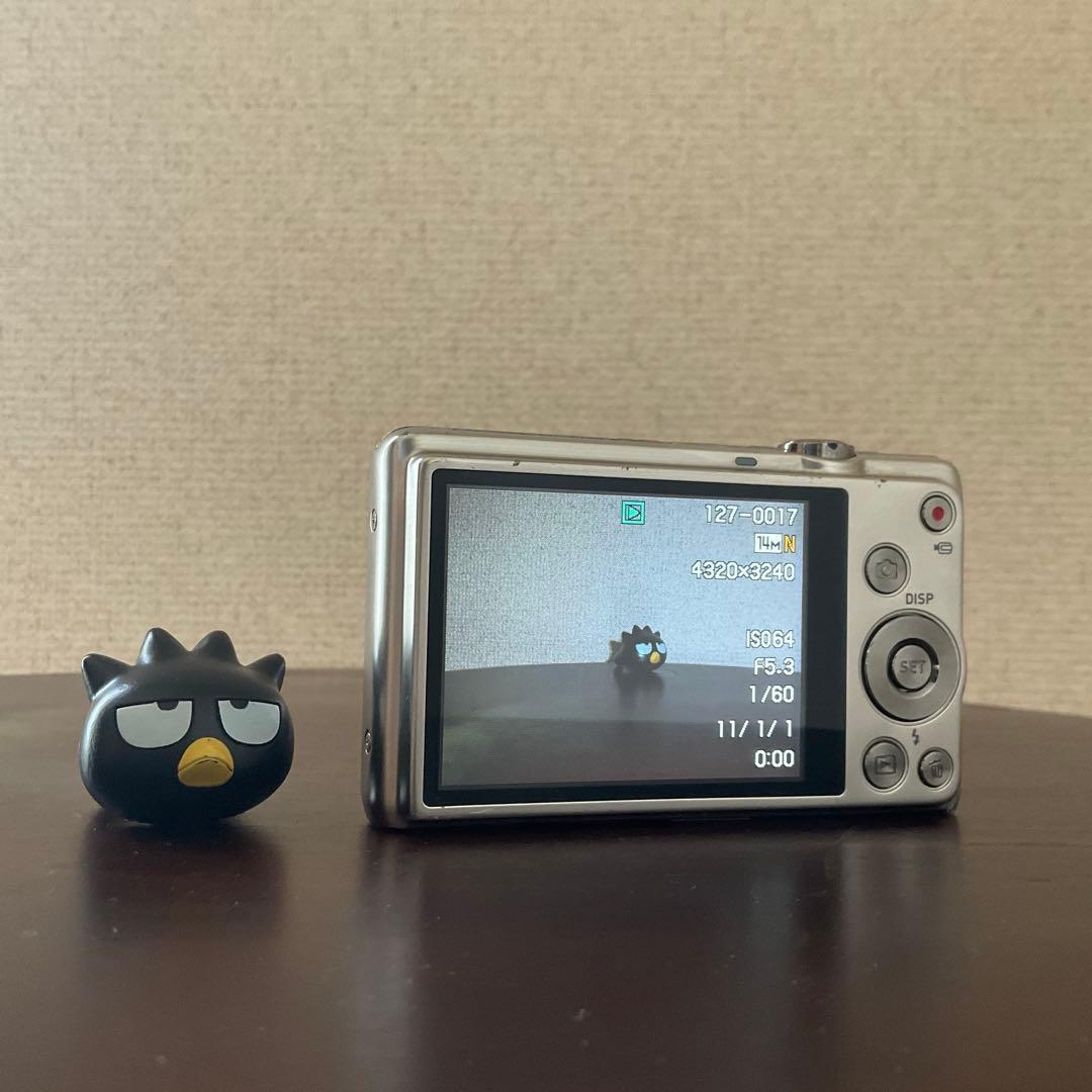 デジタルカメラ CASIO EXILIM EX-ZS10