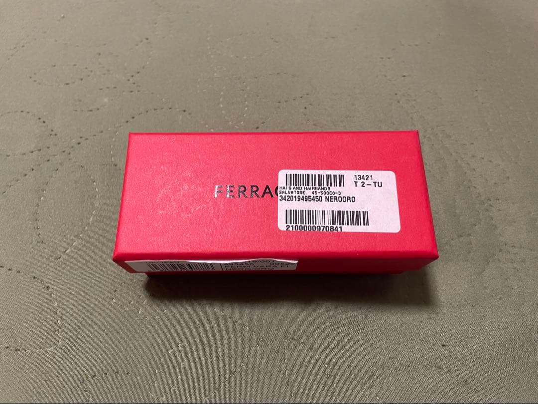 フェラガモ バレッタ ヘアクリップ 髪留め リボン ブラック　Ferragamo