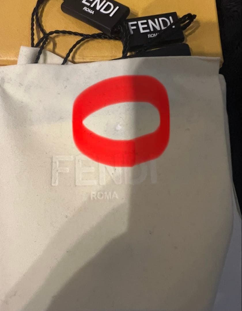 つかまん　FENDI シルバー バゲットネックレス