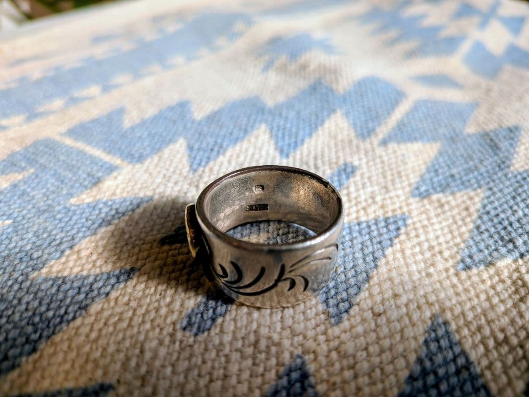 ゴールドサンダーバードｋ18平打ち リング