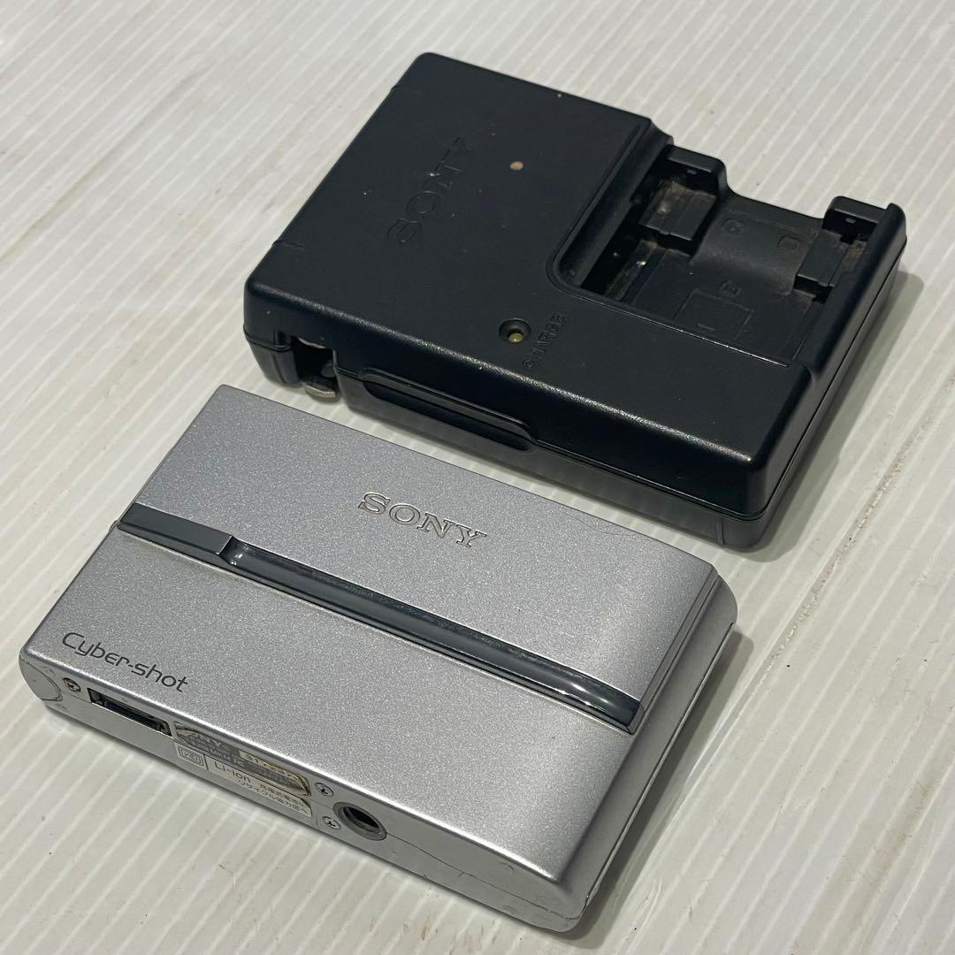 SONY Cyber-shot DSC-T9 6.0MEGA PIXELS 可動