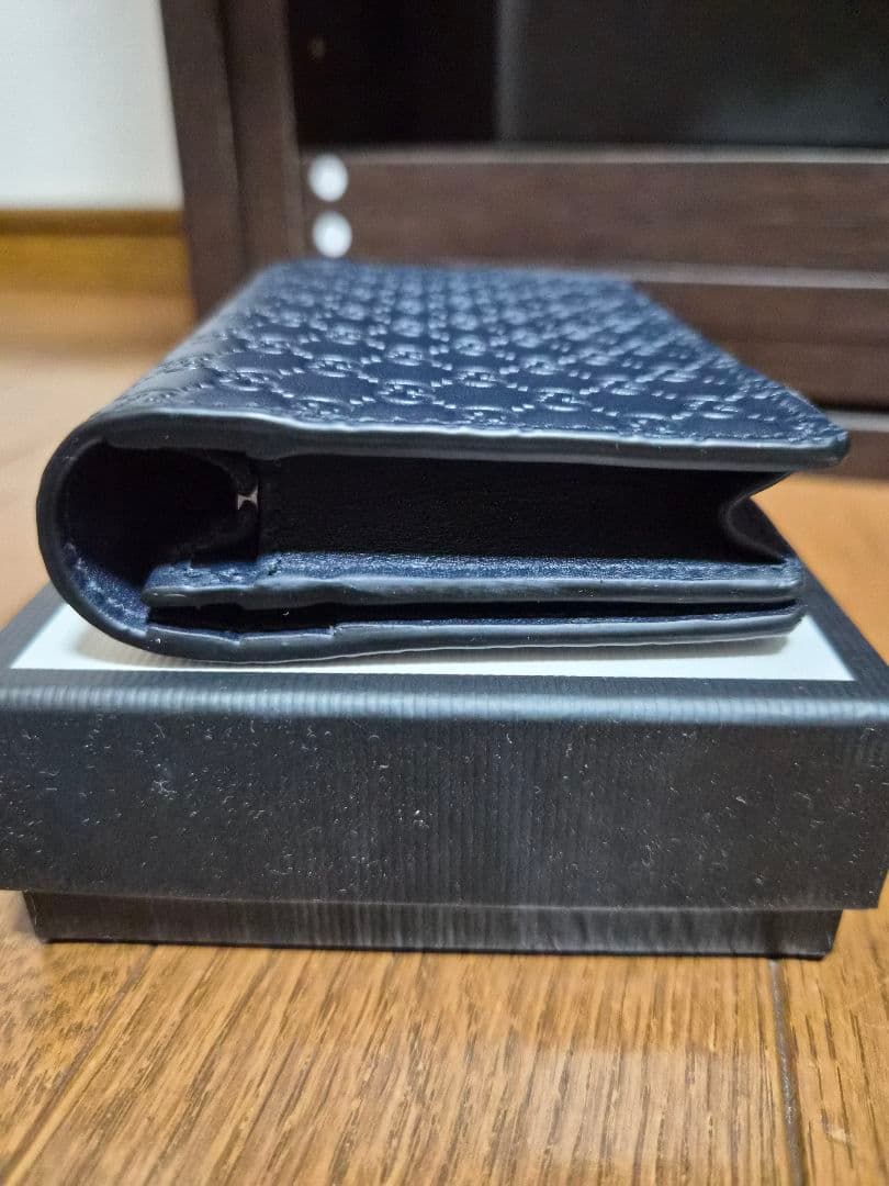 GUCCI コンパクトウォレット　パース