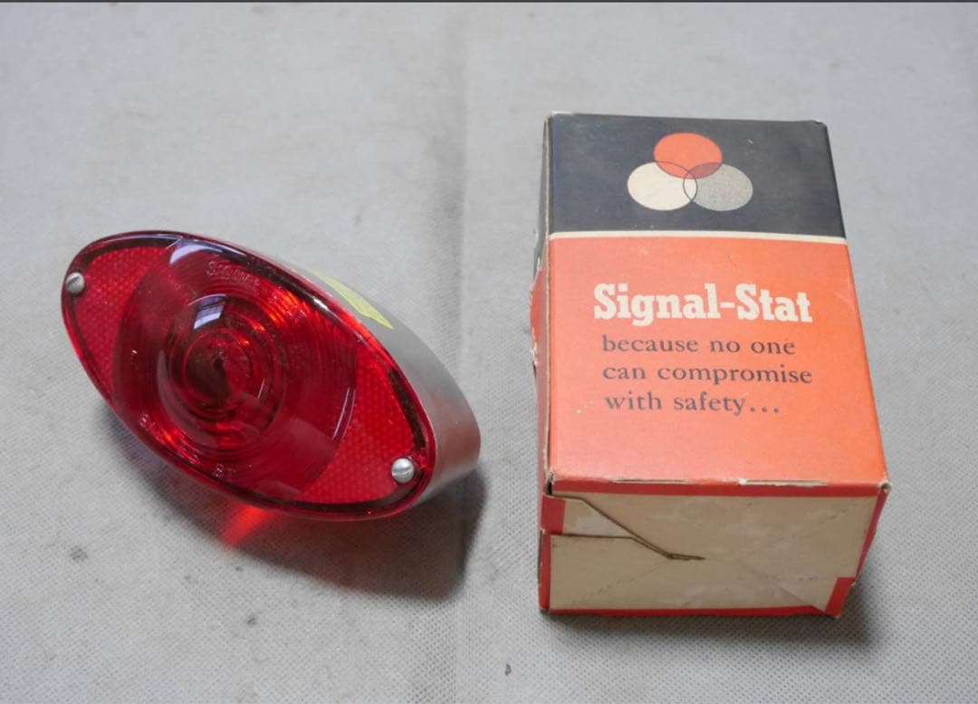 NOS 60'S SIGNAL STAT ライト ハーレー　テールライト