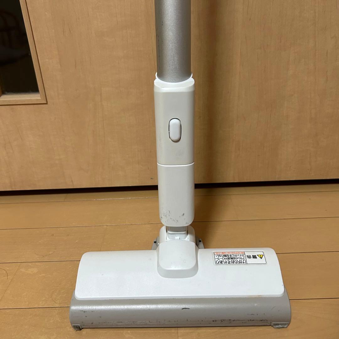 Panasonic 2022年　MC-SB32J 充電式掃除機