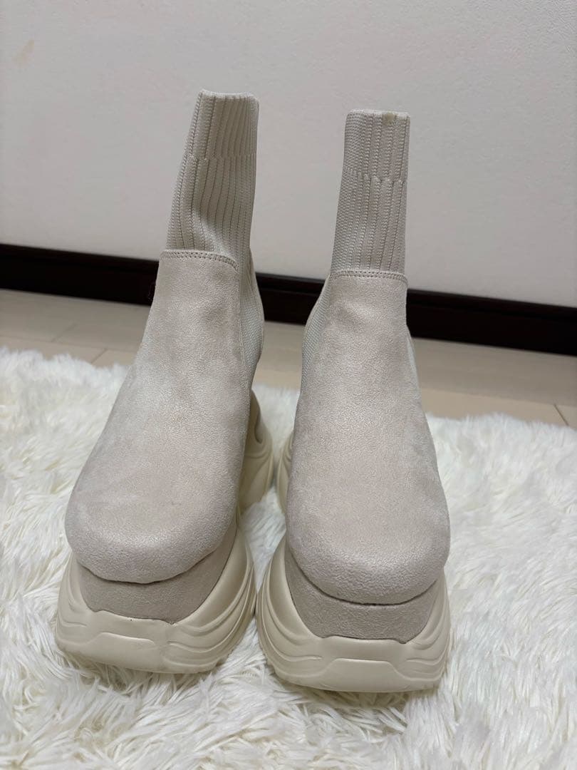 ソックスライク厚底ブーツ　ミシェルマカロン　Sサイズ