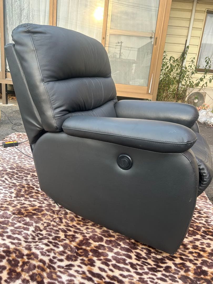 11月末まで値下げ）ニトリ 電動リクライニングソファ