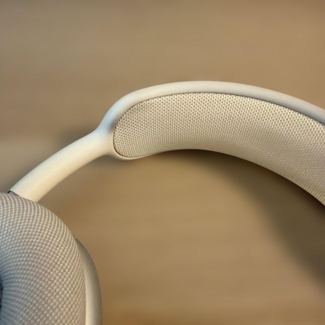 AirPods Max（第一世代 シルバー）