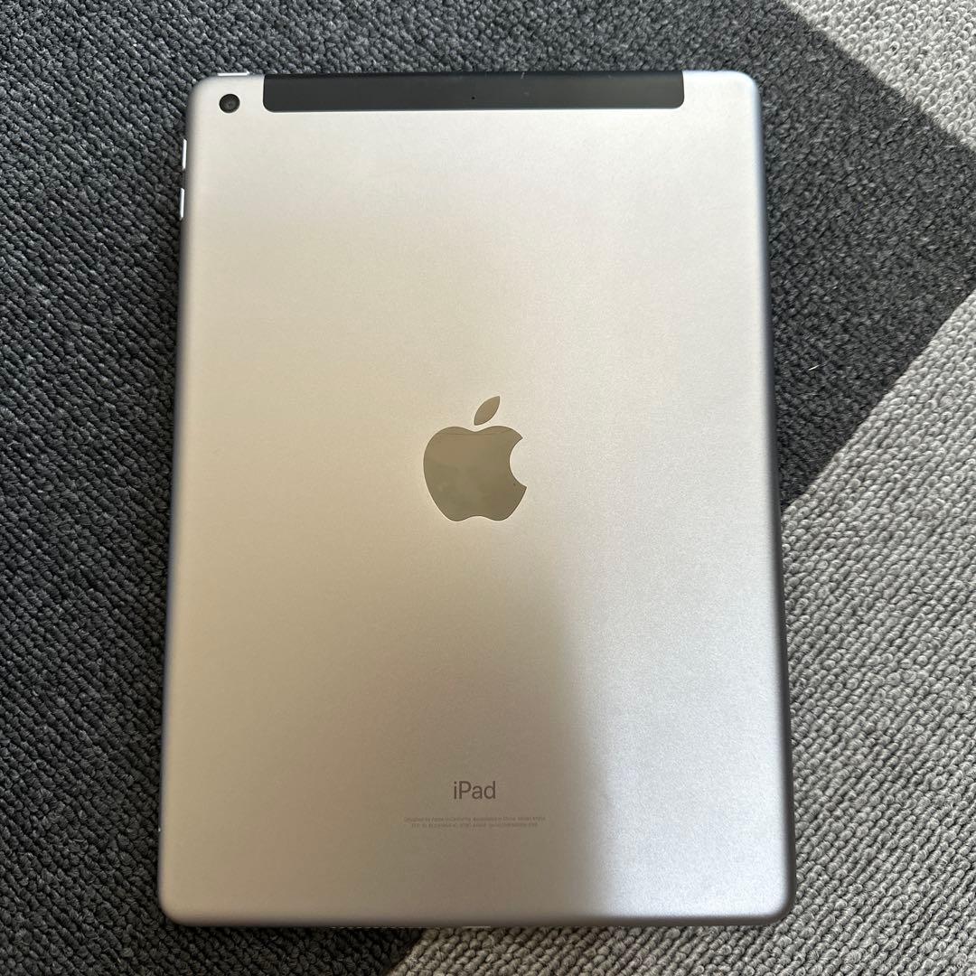け*ぴ様 iPad 第6世代 A1954 128GB Wi-Fi+Celluar