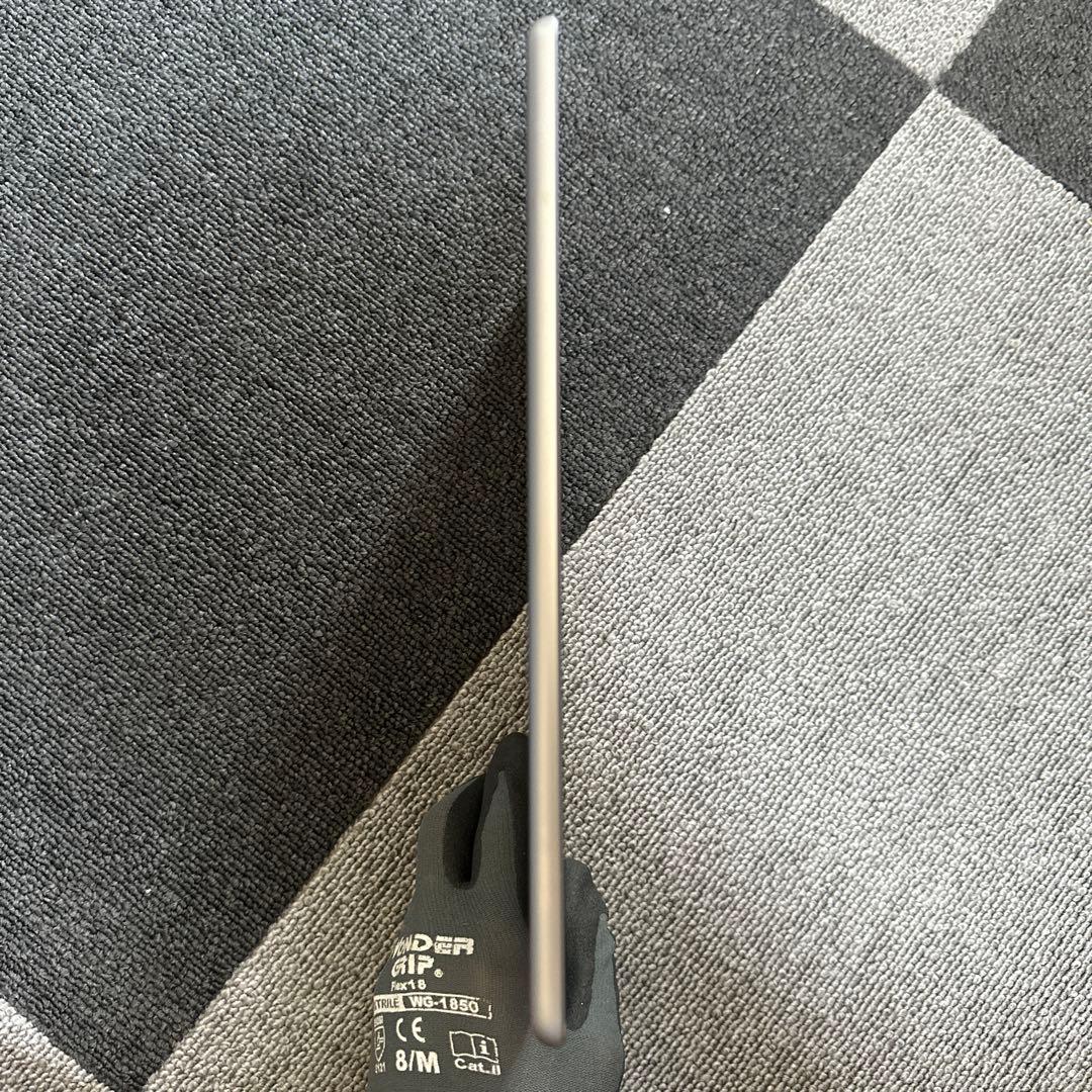 け*ぴ様 iPad 第6世代 A1954 128GB Wi-Fi+Celluar