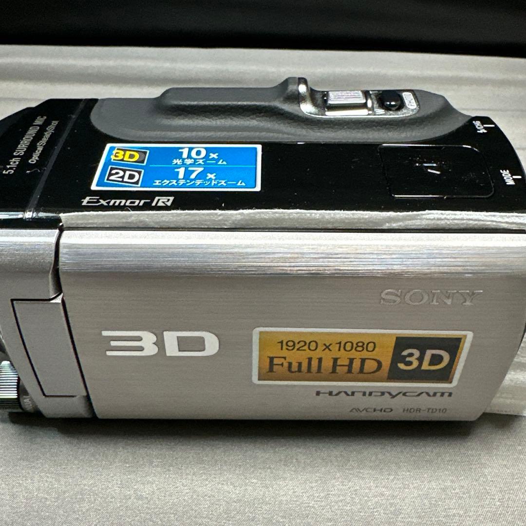 新品未使用　SONY HANDYCAM 3Dカメラ HDR-TD10