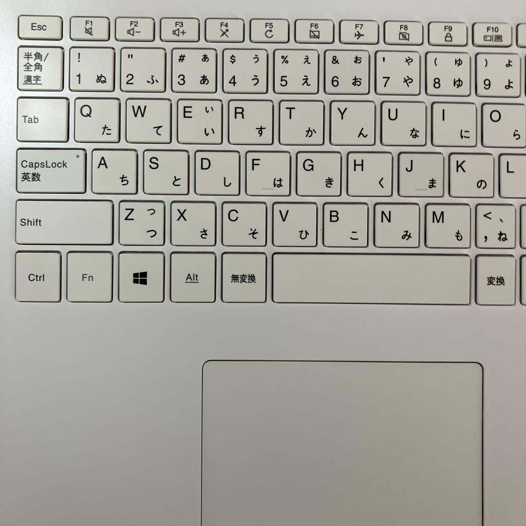 NEC LAVIE Direct 第8世代Core i7 人気の白