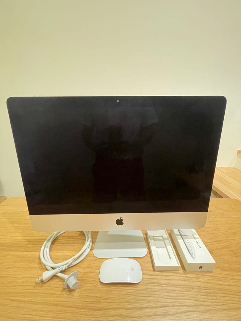 Macデスクトップ Apple iMac A1418 (21.5-inch, Mid 2014)