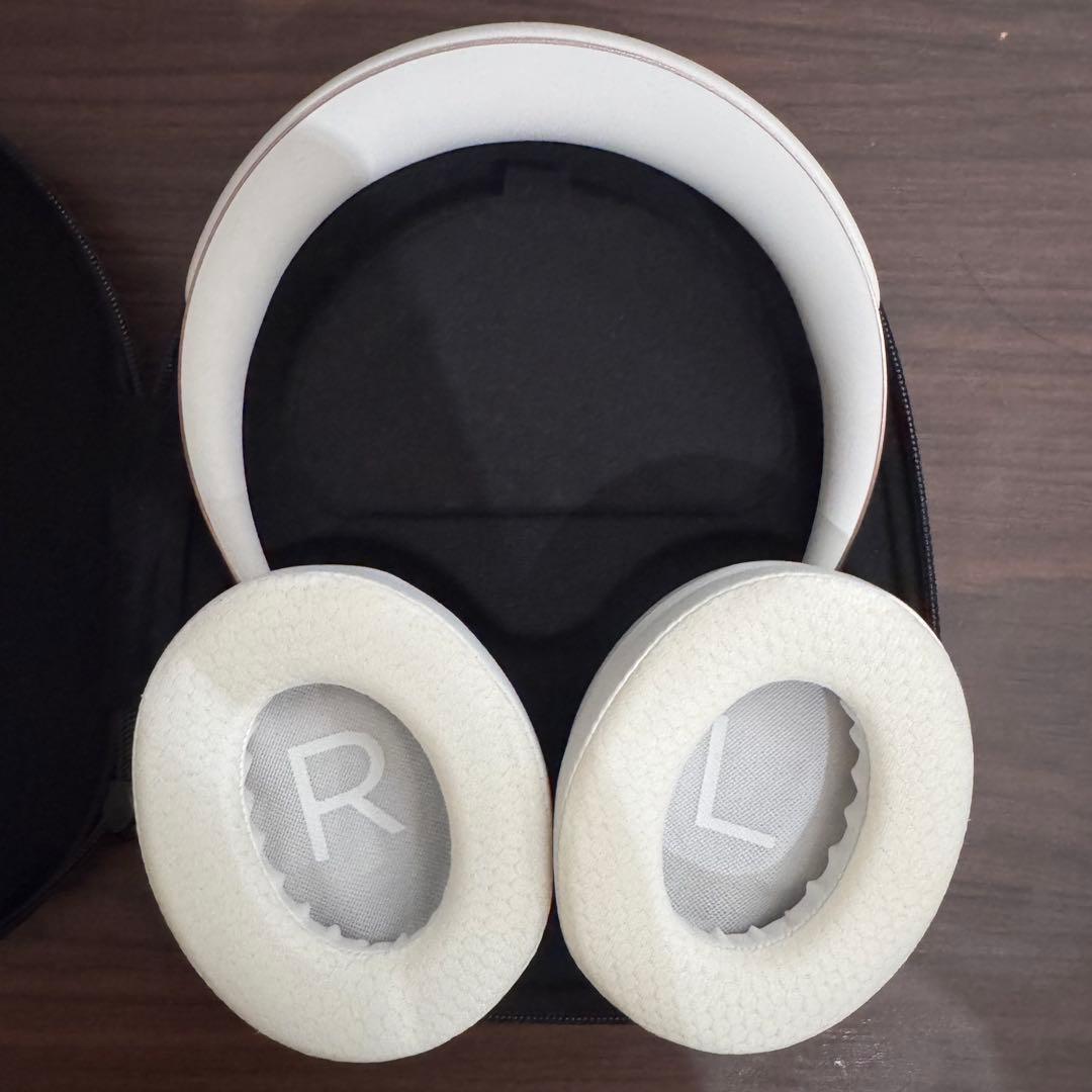 ヘッドホン Bose Noise Cancelling 700 (NC700)