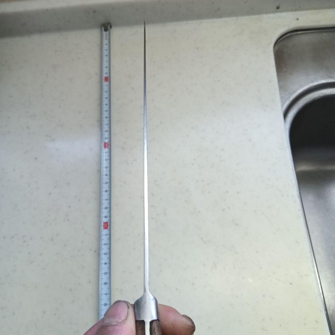 正本の刃渡り約30cmの牛刀