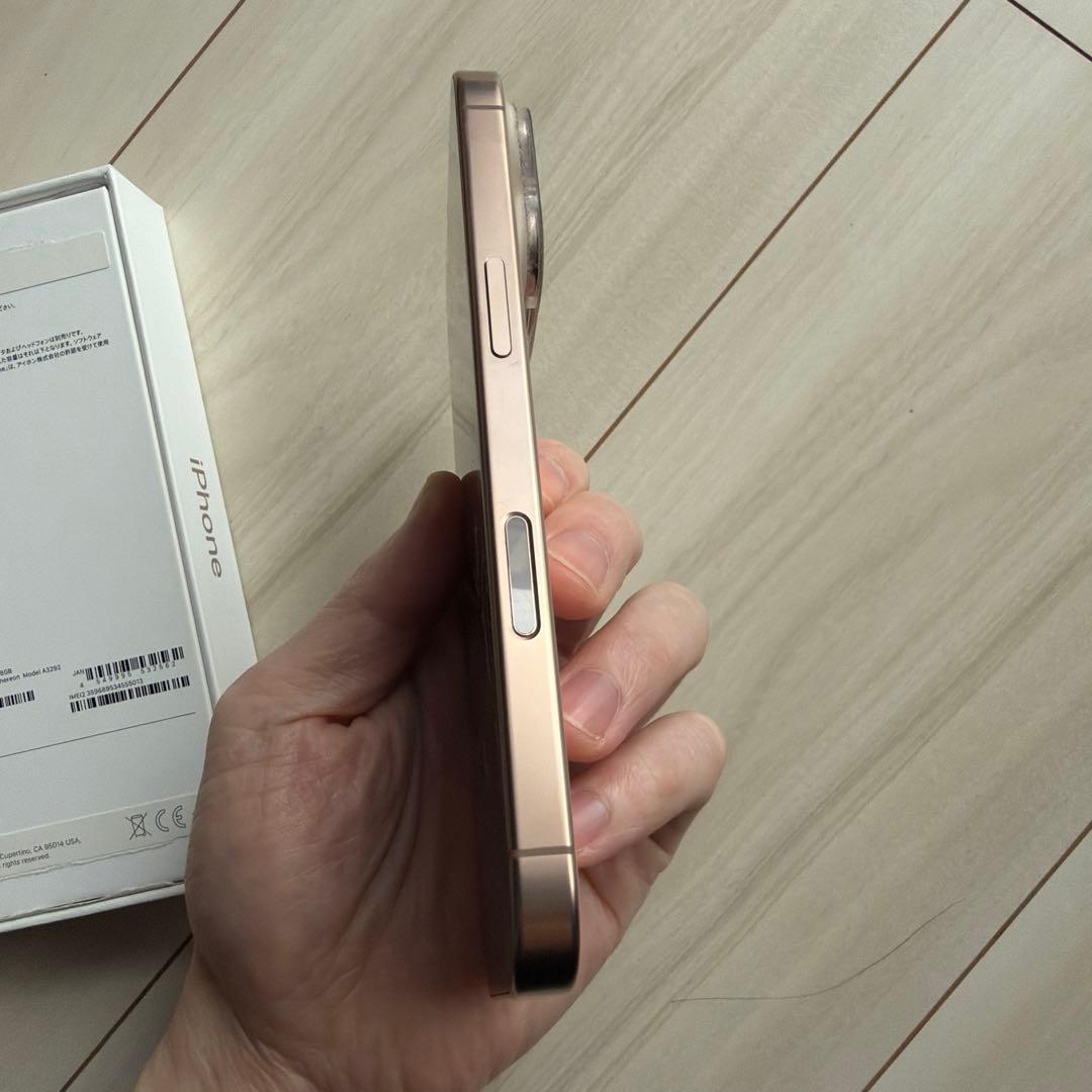 【極美品】iPhone16Pro128GB デザートチタニウム