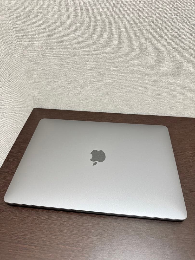 美品 MacBook Pro 16GB/タッチパネル /2024年Office