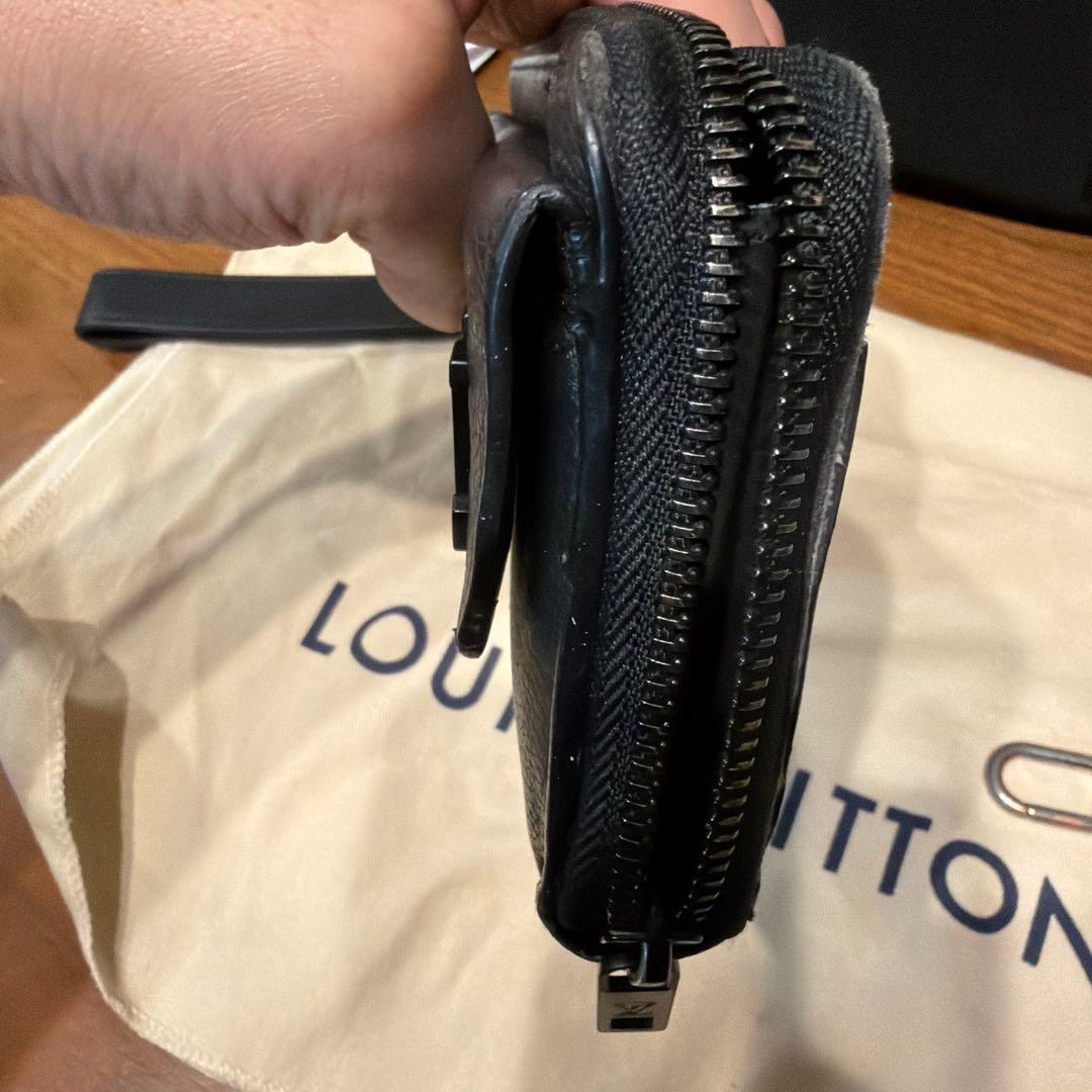 y*K様 ルイ・ヴィトン ブラックレザー 長財布とキーホルダーセット