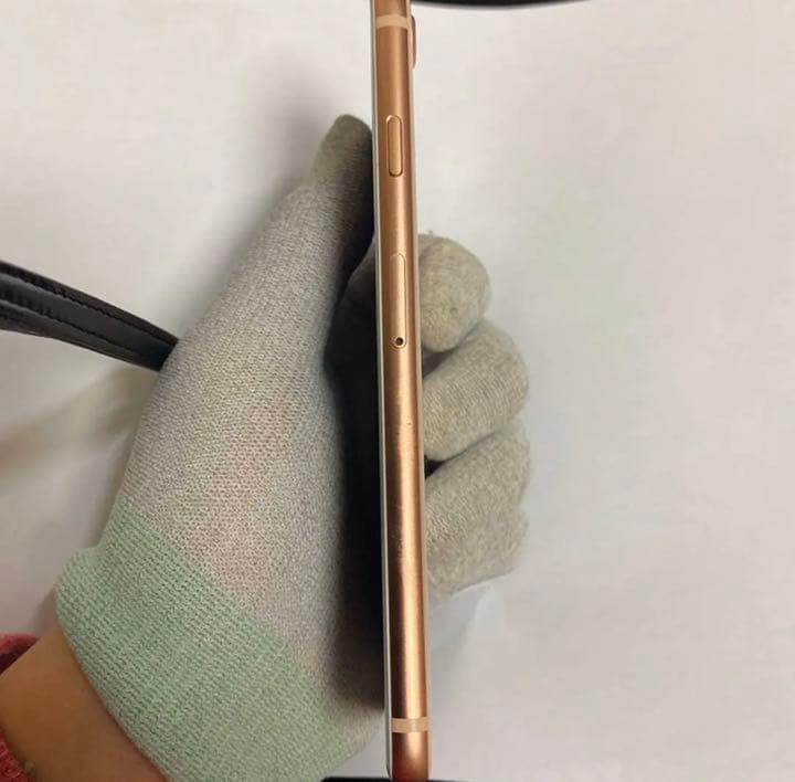 iPhone 8 Gold 64 GB Simフリー AppleStore