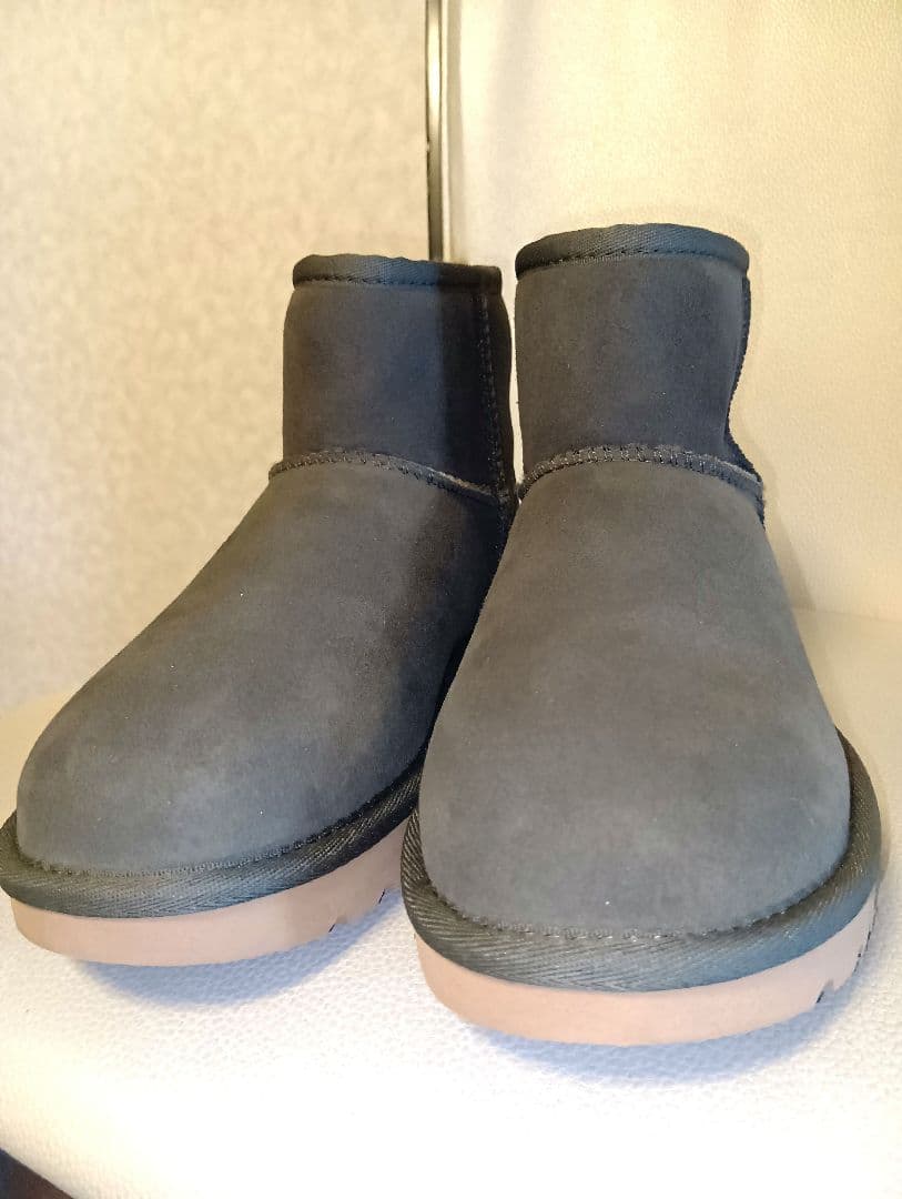 UGG CLASSIC MINI II　1016222