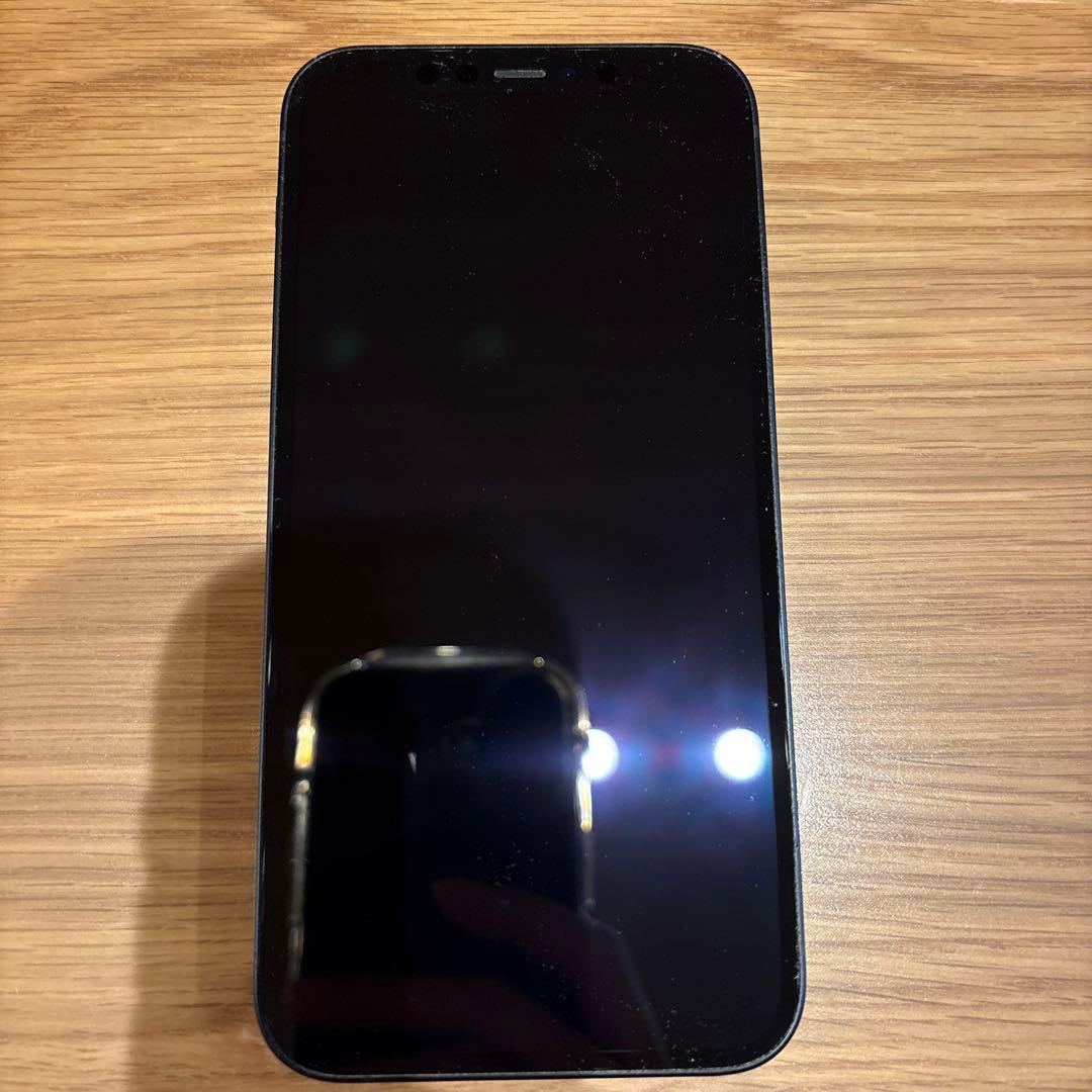 ゆ*ち様 Apple iPhone 12 ブラック 6.1インチ 本体　64G