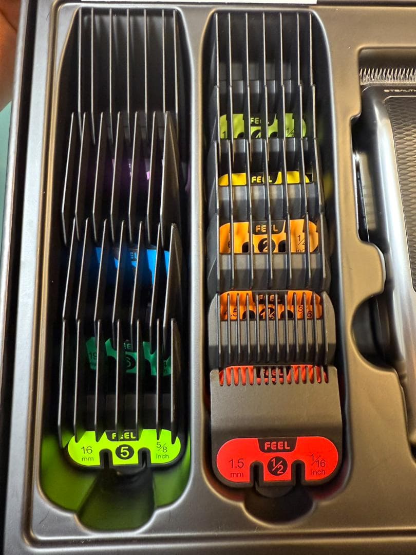 FEEL JAPAN プロ用バリカン N900 Stealth 03