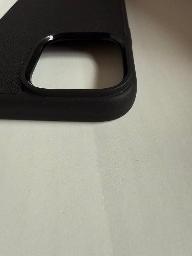 プラダ iPhone16 pro max サフィアーノ レザー スマホ ケース