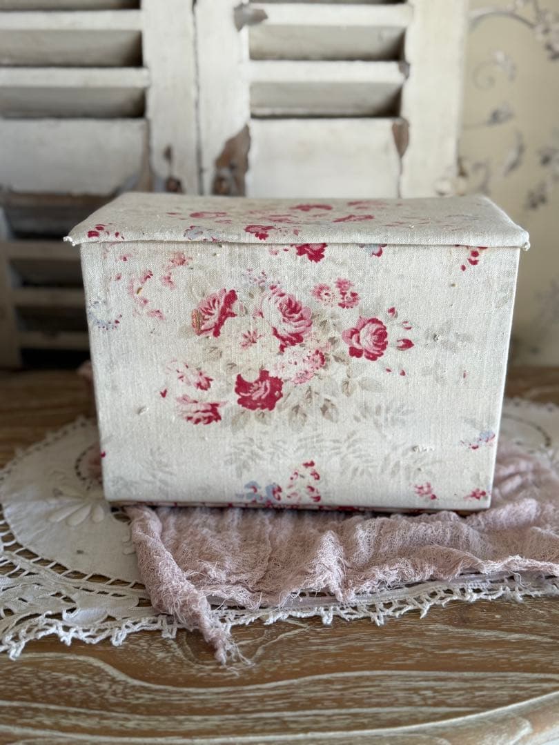 フランスアンティークリネン花柄ドゥロワー抽斗