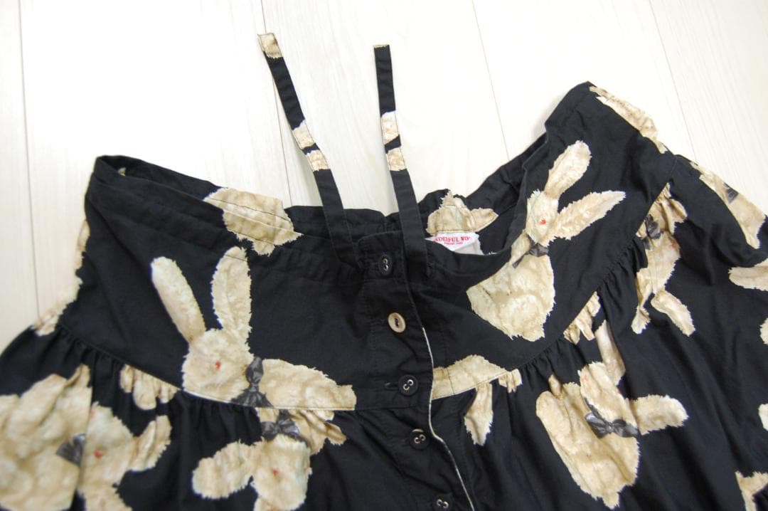 【２点セット】ワンダフルワールド　おすわりうさぎ　スカート＆ニット