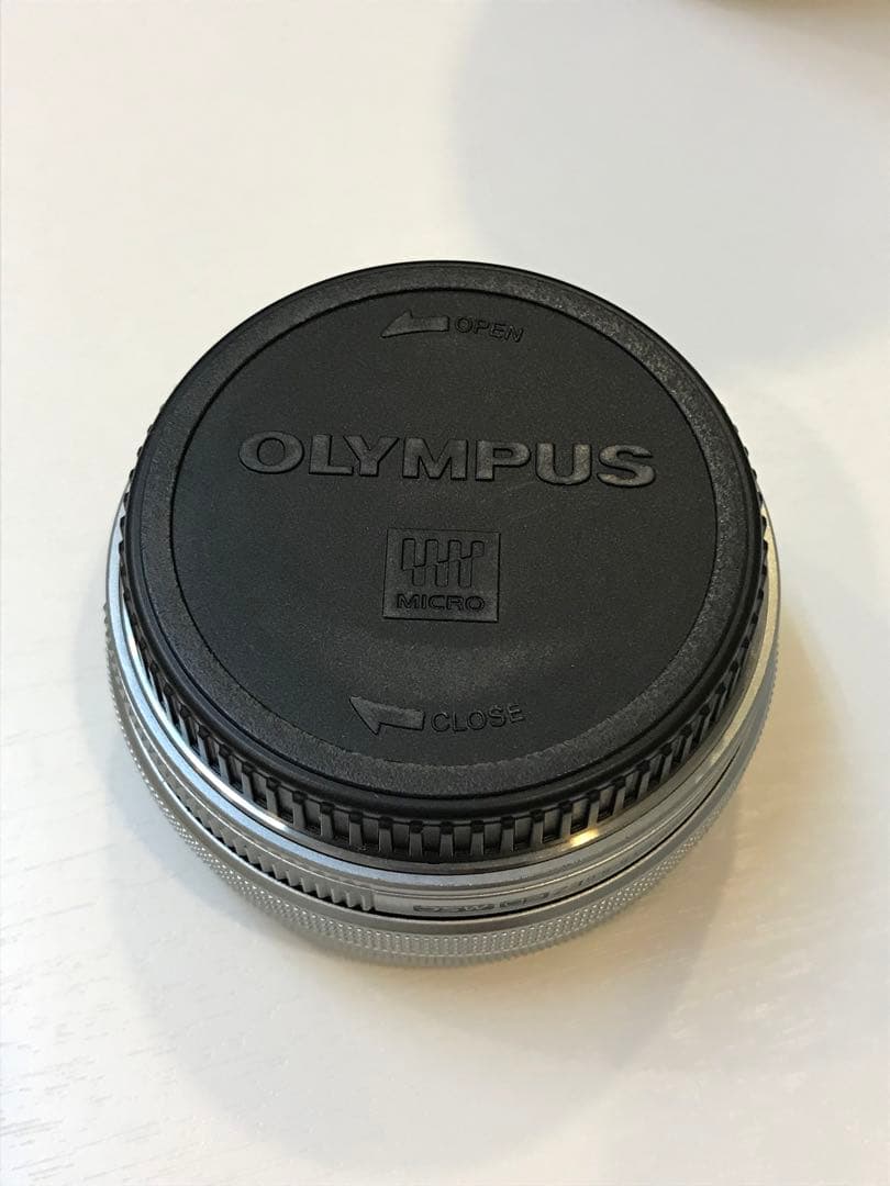 OLYMPUS E-M10 Mark III カメラ　I.1979