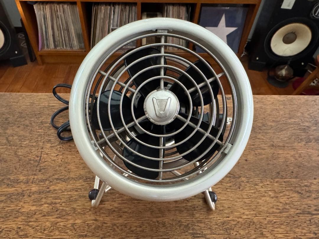 完全稼働品　卓上扇風機 レトロ ボルネード サーキュレーター ミニ