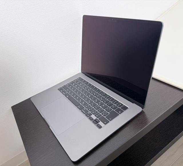 MacBookAir15インチM2 8GB 256GB スペースグレイ充放電4回