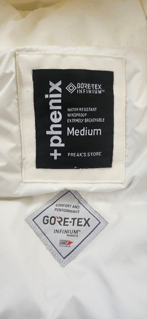 ぼく　新品未使用　+Phenix　ダウンジャケット