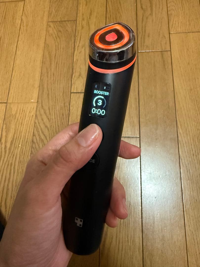 すんすん【美品】メディキューブ 美顔器　ブースタープロ