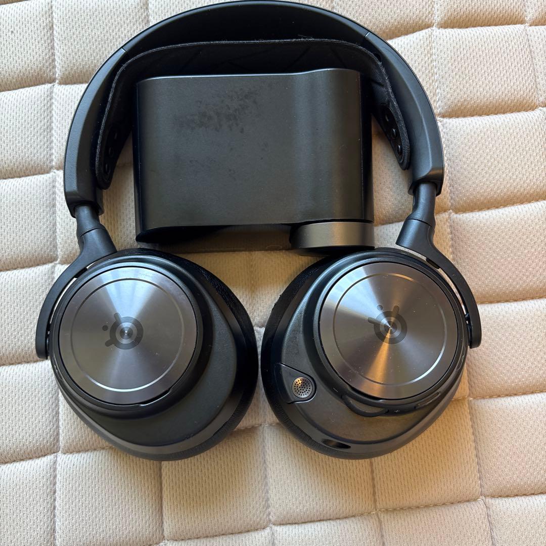 taka　SteelSeries Arctis Nova Pro
