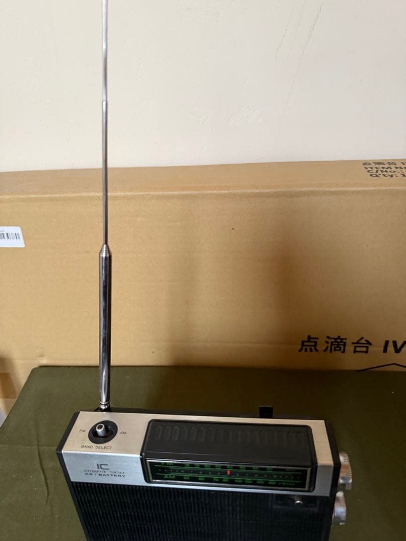 ラジオ　ビクター　F 50 昭和レトロ　アンティーク　現存品　FM AM OK