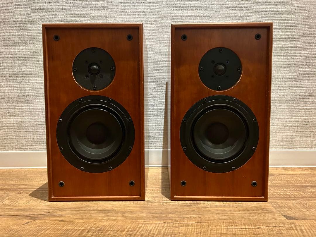 ブックシェルフスピーカー スペンドール SPENDOR SP 3/1 P