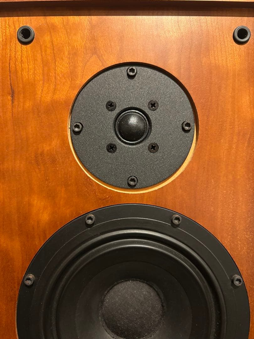 ブックシェルフスピーカー スペンドール SPENDOR SP 3/1 P