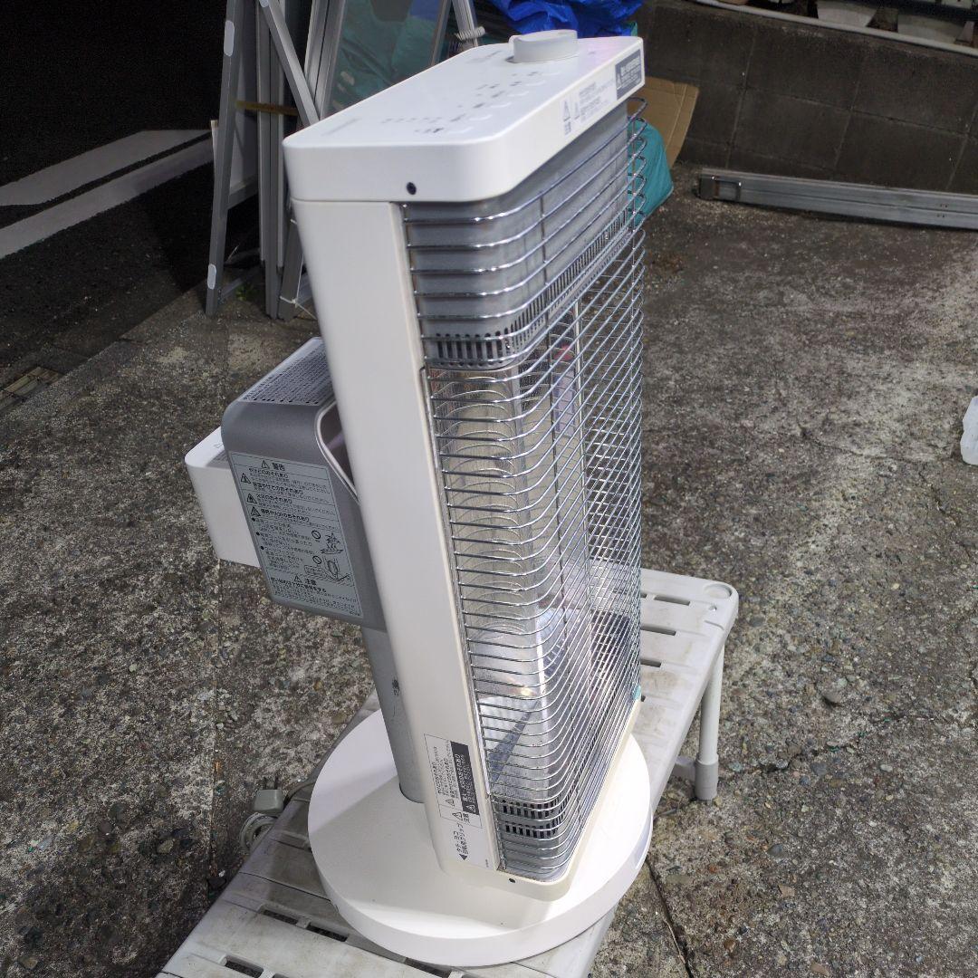 ダイキン DAIKIN 遠赤外線暖房機 セラムヒート ERFT11XS-W