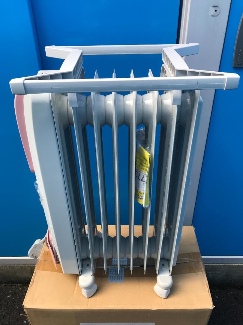 Delonghi デロンギ オイル ヒーター H770812EFS-SP ピンク