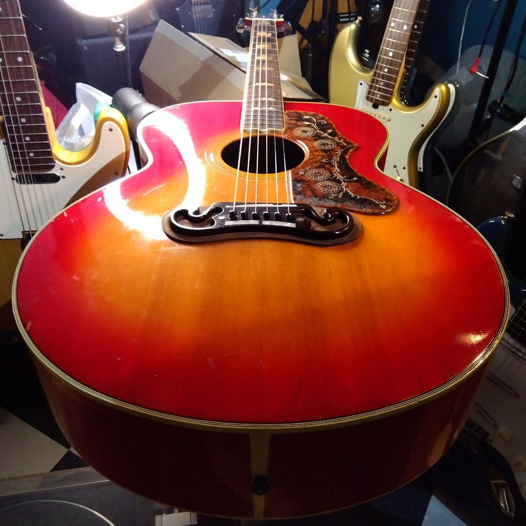 アコースティックギター …j-200タイプ。Morales