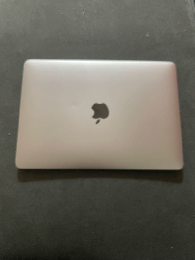 Mac Book 11inch 2015年式　美品　完動品
