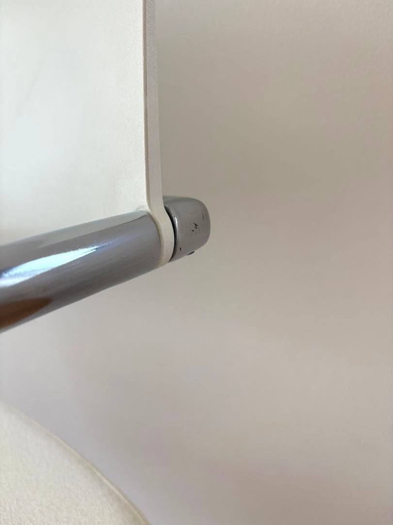 knollダイニングチェア ホワイト