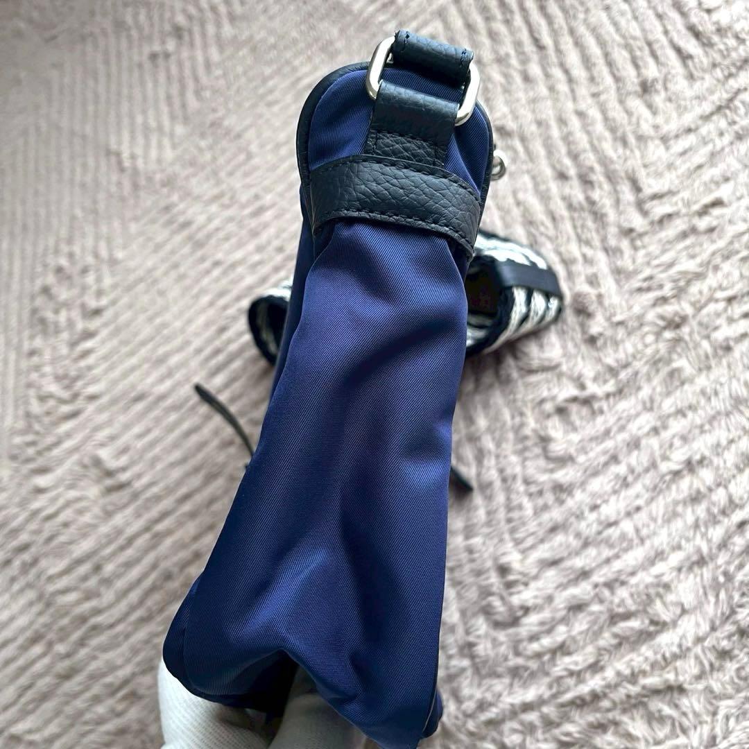 極美品ADMJ クロスボディバッグ 斜め掛け可 ネイビー