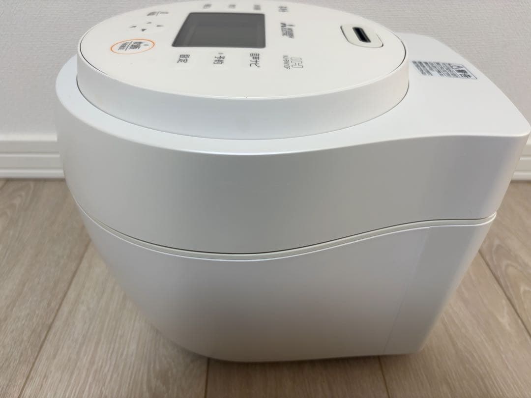 美品　三菱 IH炊飯ジャー炊飯器 本炭釜 紬5.5合 NJ-BW10F