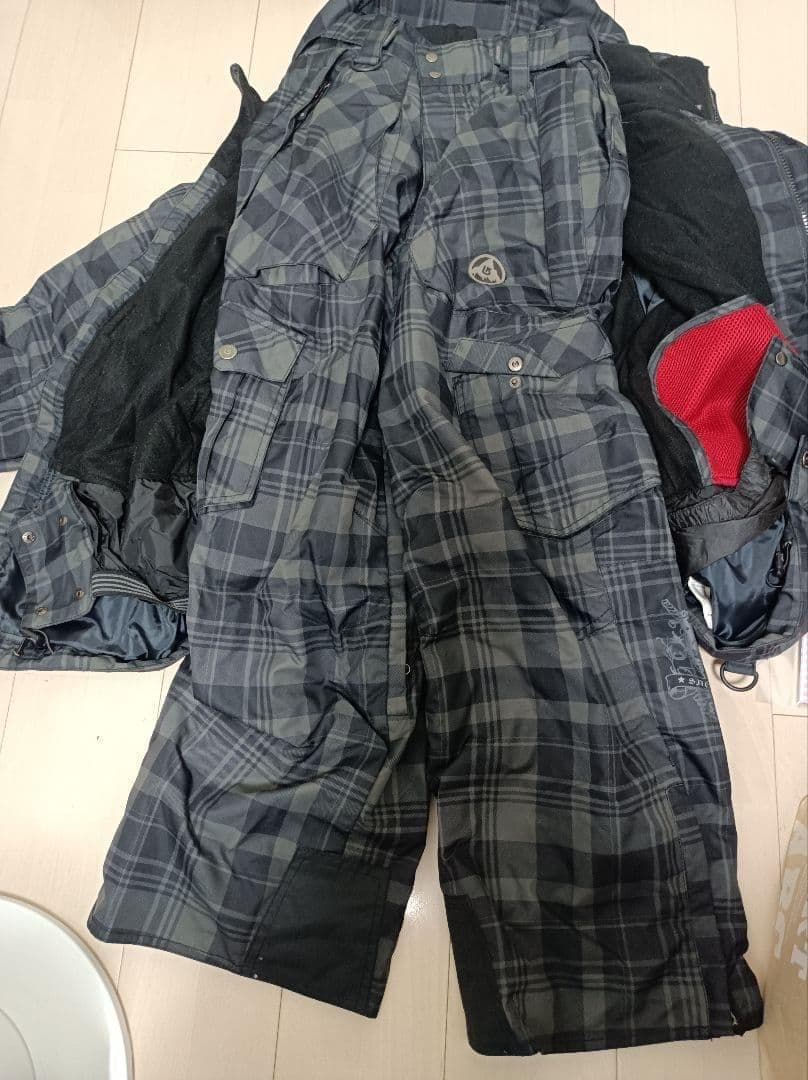 Burton スノーボードウェア Lサイズ